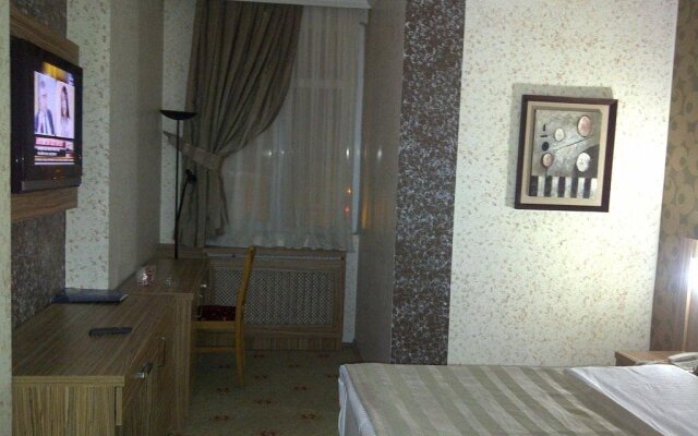 Şenler Otel
