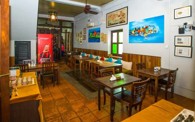 Noordin Street House