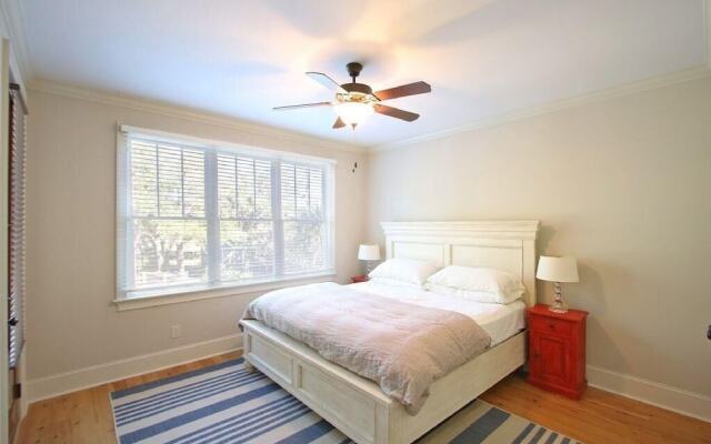 2602 Hartnett Boulevard