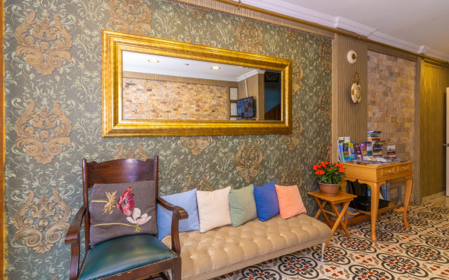 Walnut Shell Hotel