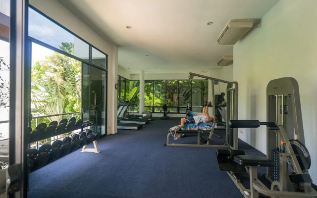 The Palm at Veloche by Lofty