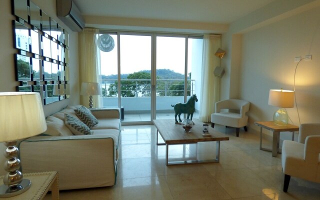 09E Luxury Ocean Views Great Special Rate Panama