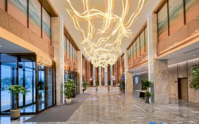 Zhumadian Zhengyang Jiangguo Avenue Lanou International Hotel