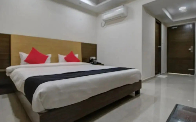 Pbs Grand by OYO Rooms