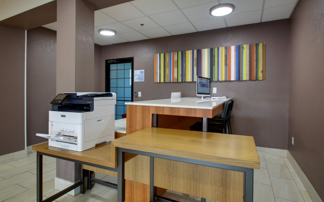 Holiday Inn Express & Suites Lebanon by IHG