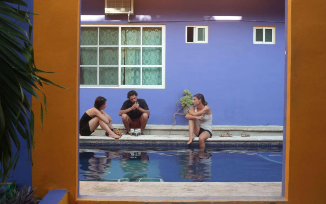 Weary Traveler Hostel