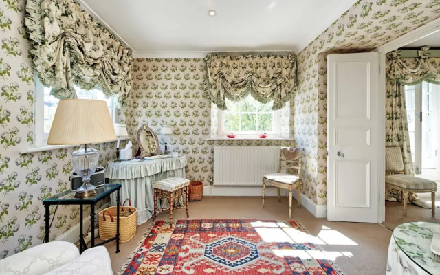 Beautiful & Spacious, 2 Bed in South Kensington