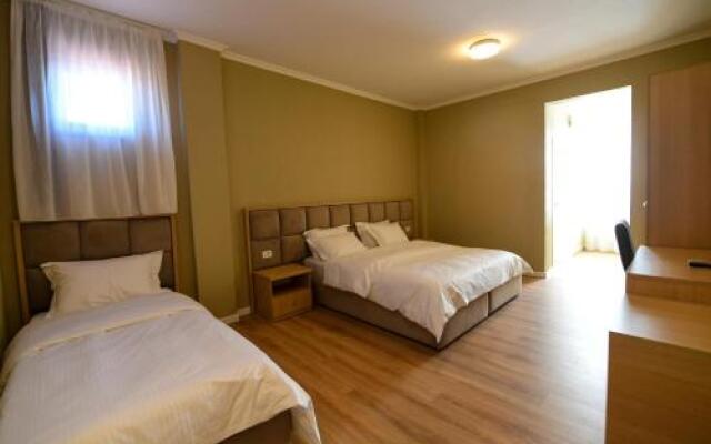 SANTO Hotel