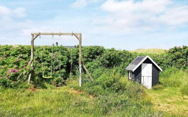 Three-Bedroom Holiday home in Ringkøbing 9