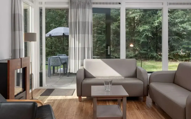 Chalet With Dishwasher Near Nature Reserve