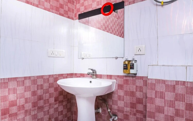 Collection O 30101 Red Coral Hassanpur