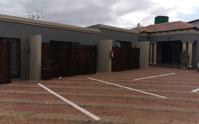Thavhani Guest House