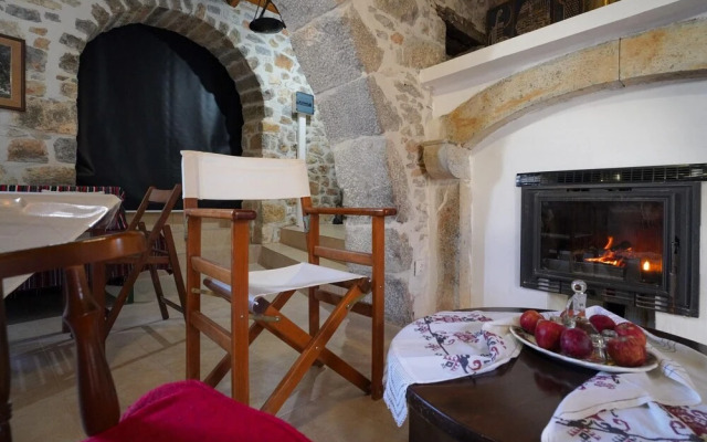 Vilaeti 1871 House - Cozy Winter Getaway