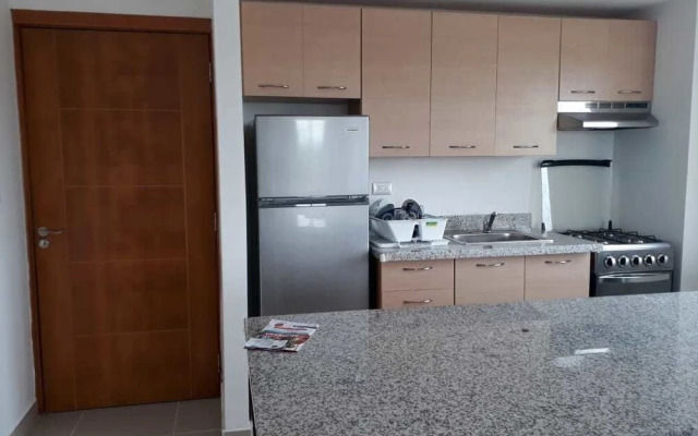 J&R Apartamento Serena Village