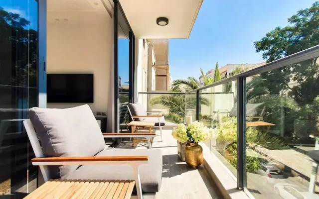 Rupin Ruby in Tel Aviv-yafo
