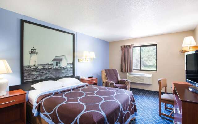 Super 8 by Wyndham Massena NY