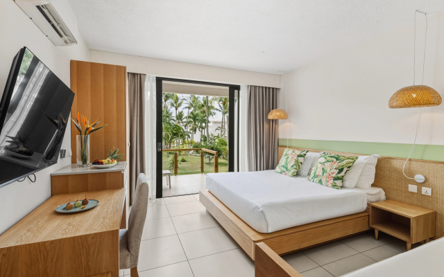 Coral Azur Beach Resort