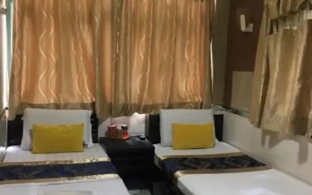 Standard Twin Room Ts