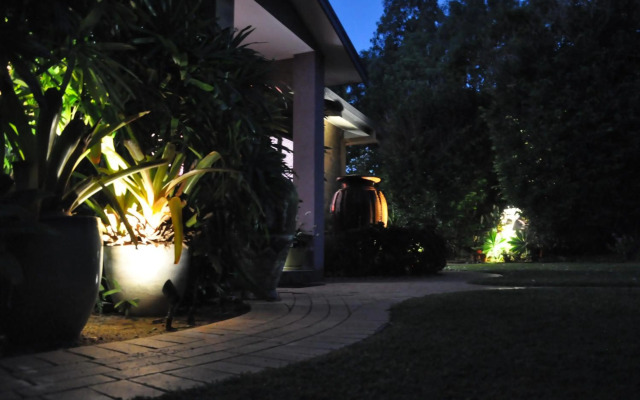 Stunning Magnetic Island Home,Private, Large Pool,Adults Only