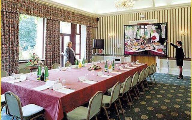Lyndhurst Park Hotel