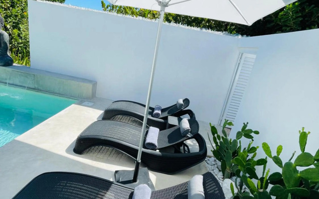 Casa en primera linea de playa con alberca