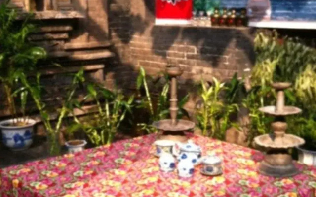 Pingyao Hongjintai Folk Inn