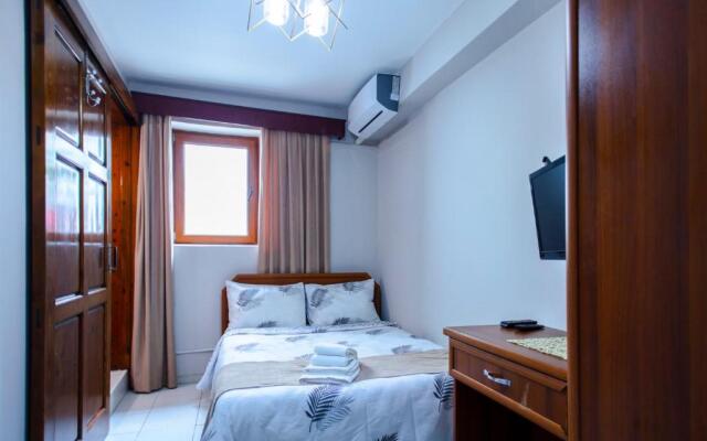 Homelike Guest House And Hostel