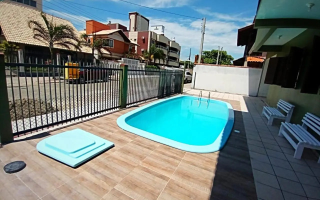 CASA ARMANI 50 metros DA PRAIA MARISCAL BOMBINHAS