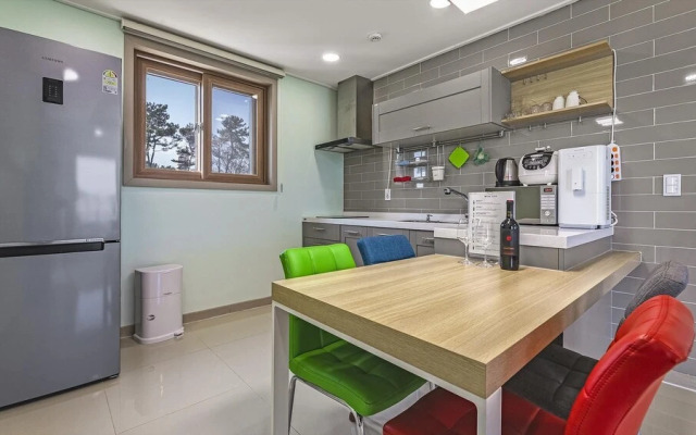 Youngheungdo Duniaspa Pension