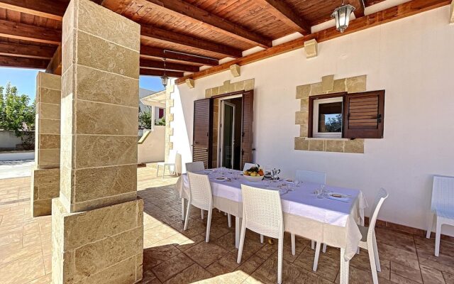 Leu072 in Marina di Felloniche