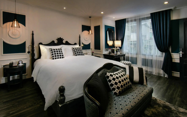 JM Marvel Hotel & Spa