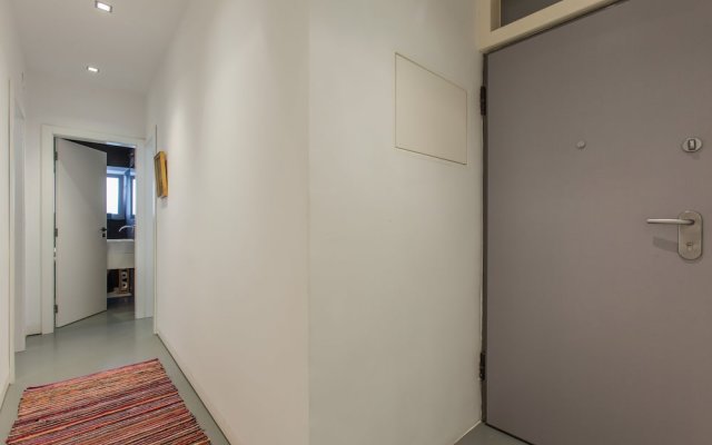 Renovated Apartment w/ Private Courtyard, By TimeCooler