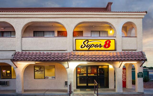 Super 8 by Wyndham Las Vegas Nellis AFB Area