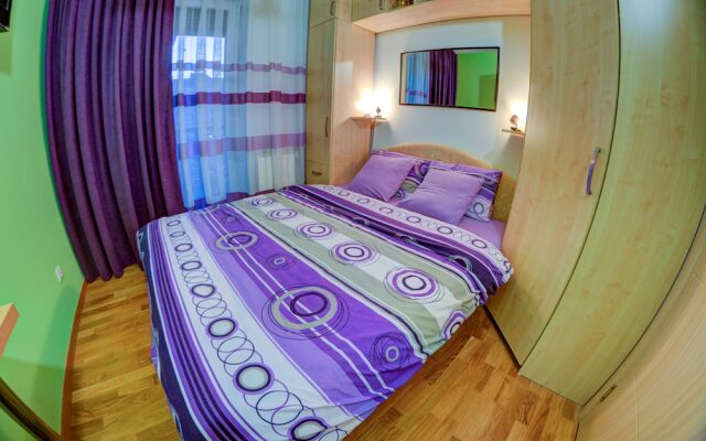 Rooms And Apartments S