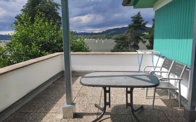 Lipno Riviéra - Myši v botě