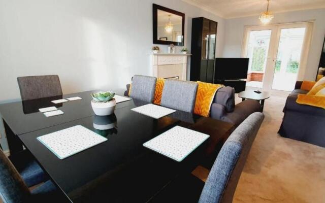 5BD Staycation Amazing Sea View Clacton-on-sea