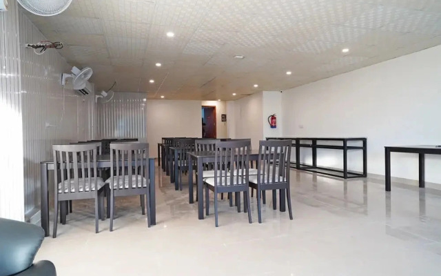 GMD Vasundhara by OYO Rooms