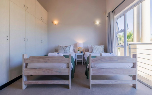 Waterfront Cottage B3