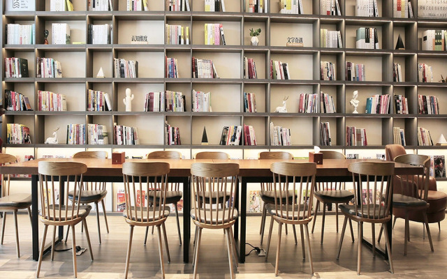 HanTing Hotel (Huludao Yuhuang Mall)