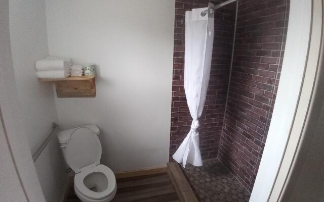 Aneth Lodge