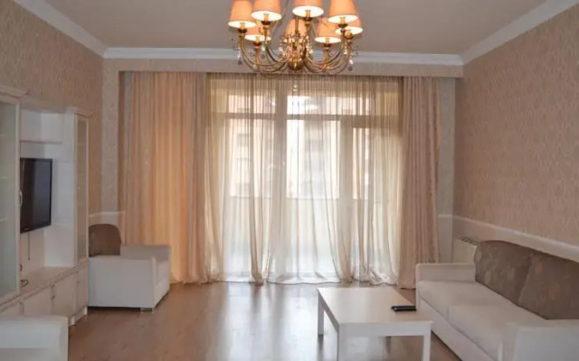 North ave.- La Piazza