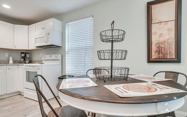 Cleveland Retreat w/ Patio: Yonah Mountain Views!