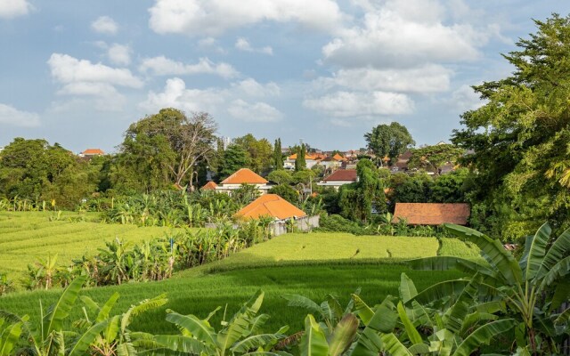 Villa Kecil 3BR By Azure