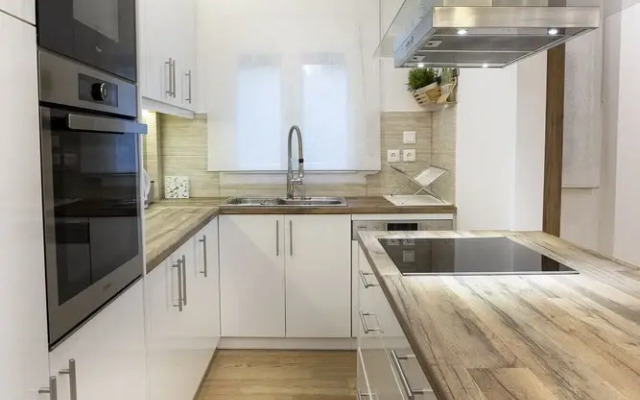 Luxury sense in Athens heart