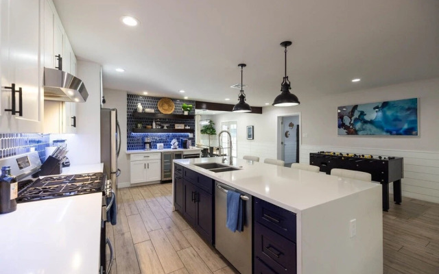 Scottsdale East Osborn 4 Bedroom Home by RedAwning, Scottsdale