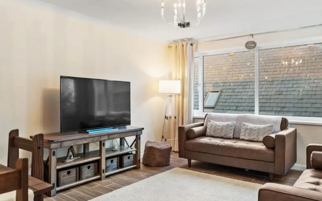 Monkstone Court - Close to Village and Beach