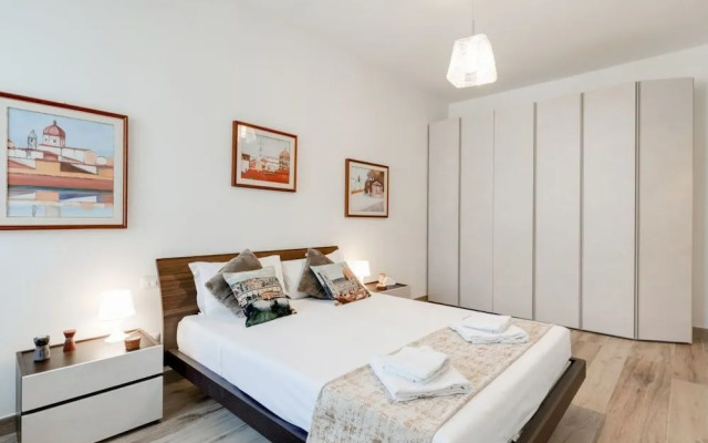 Ponte Vecchio Bright Flat