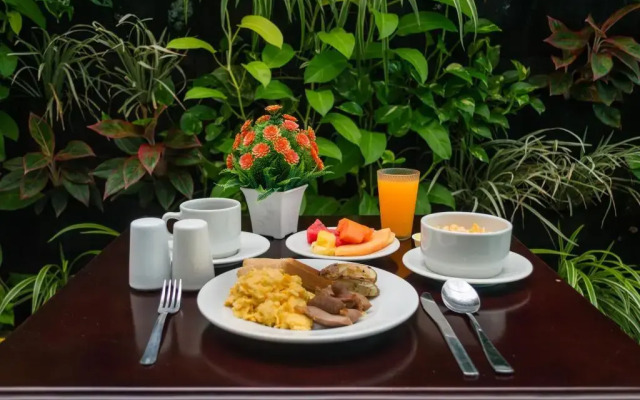 Hotel Aixo Suites By Geh Suites