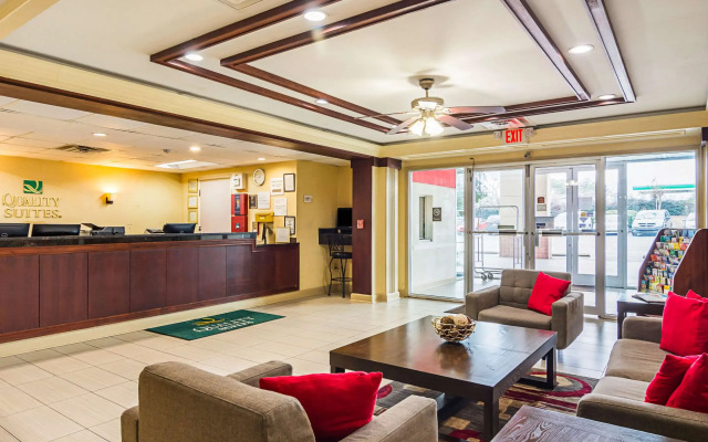 Quality Suites Atlanta Airport East