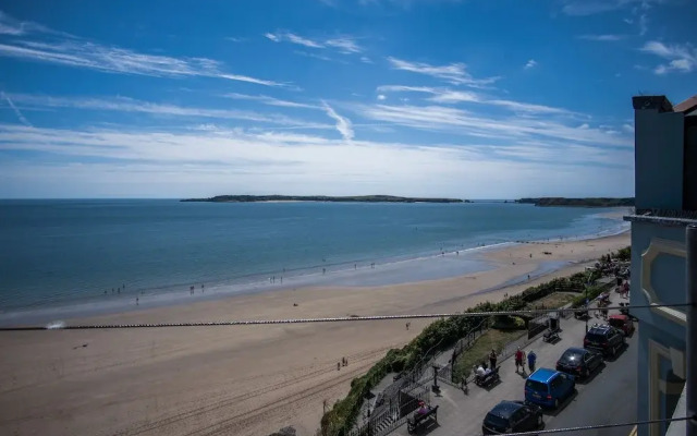 The Nest - 1 Bedroom Apartment - Tenby